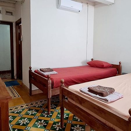 Omah Pitoe Yogya Homestay ยอกยาการ์ตา ภายนอก รูปภาพ